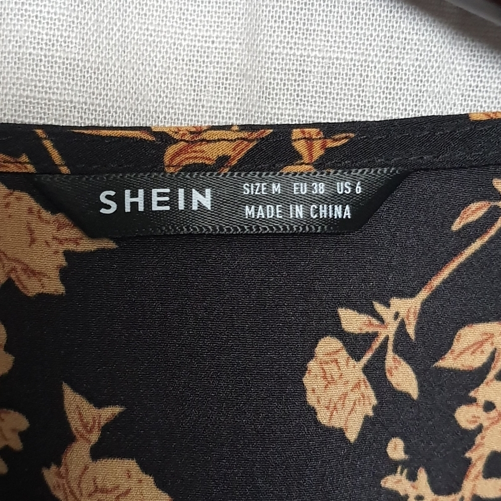 Floral Wrap Dress in Black and Golden Orange Size M - Picture 4 of 10
